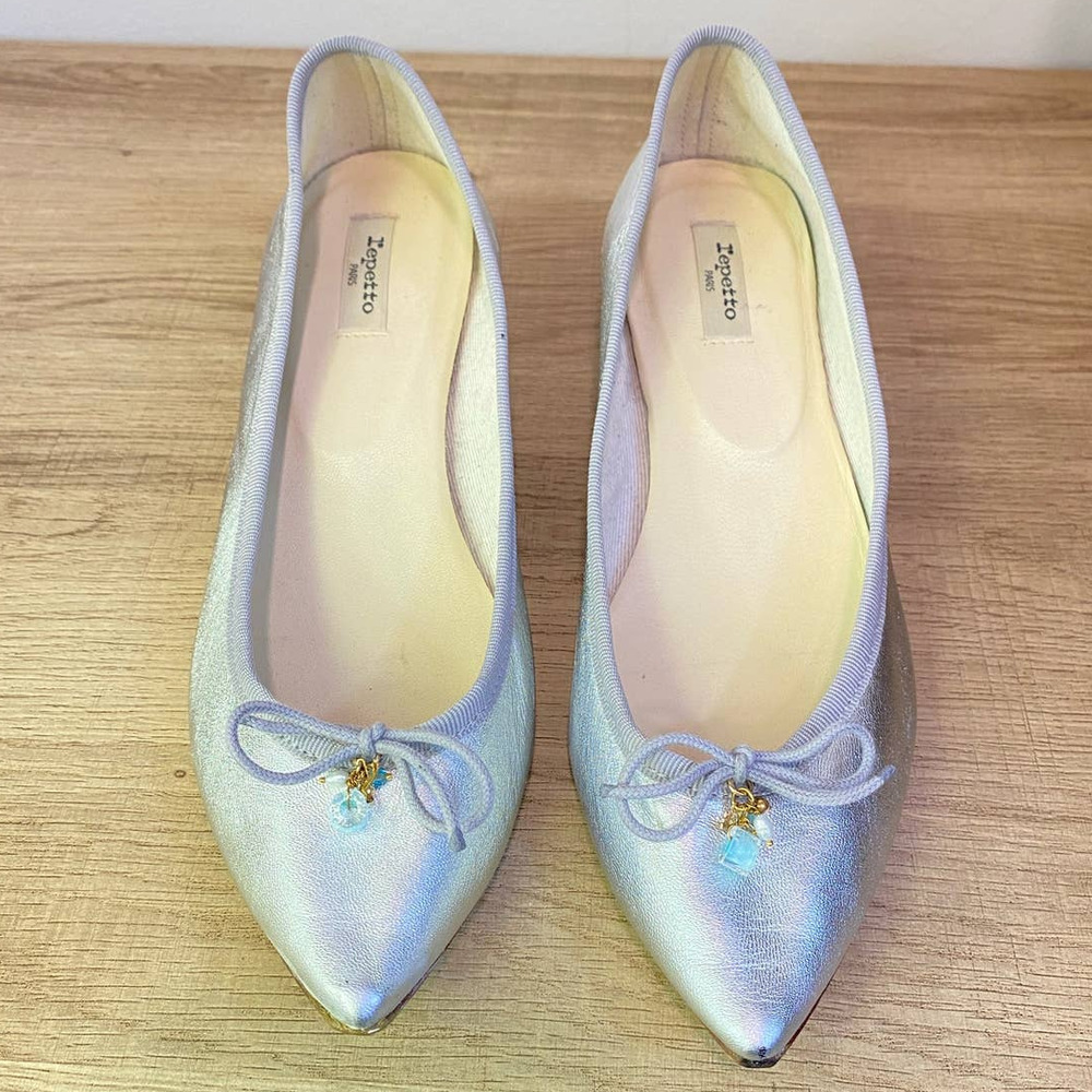 Repetto Paris Brigitte Metallic Silver Ballerina Style Pumps W/Charms RARE